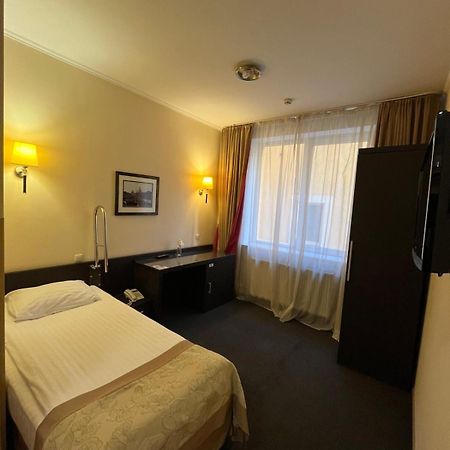 Hotel Optima Dworzec Lvov Exteriér fotografie
