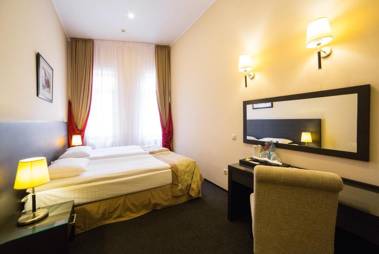 Hotel Optima Dworzec Lvov Exteriér fotografie