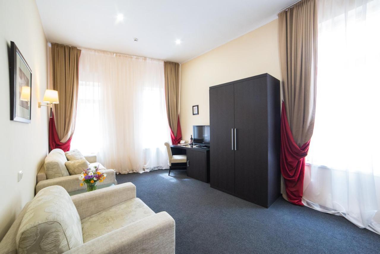 Hotel Optima Dworzec Lvov Exteriér fotografie